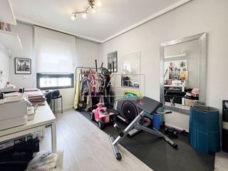 Piso en alquiler en Piovera - Conde Orgaz en Madrid