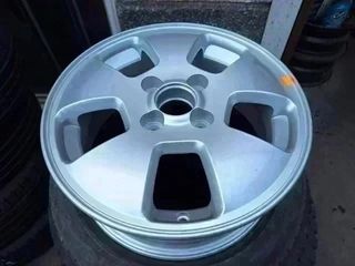 Chevrolet Aveo 2007 - Llanta de 14" nueva