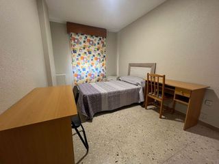 Piso en alquiler en Huerta Rosales - Valdepasillas en Badajoz