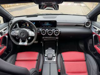 (55 EDITION) UNIDAD MUY EXCLUSIVA MERCEDES A45S