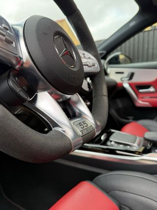 (55 EDITION) UNIDAD MUY EXCLUSIVA MERCEDES A45S