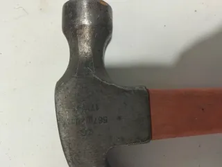 2 Martillos Magnussons