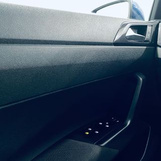 VOLKSWAGEN Polo Life 1.0 TSI DSG