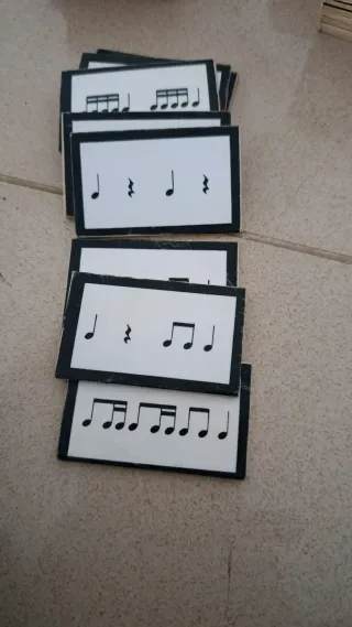 Material didáctico musical de madera