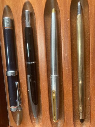 Scatola espositiva in legno per penne e pennarelli