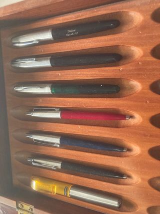 Scatola espositiva in legno per penne e pennarelli