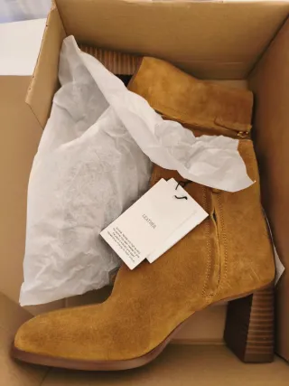 Botín serraje tacón Mango marrón