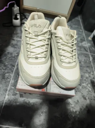 Zapatillas Fila Beige