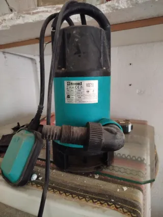 Bomba Sumergible Hidrobex WB750 muy poco uso