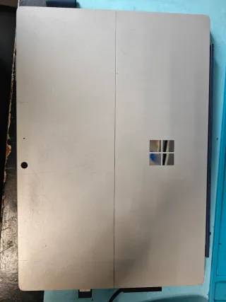 Microsoft Surface Pro 7