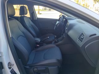SEAT Leon 1.6 TDI 105 CV ITECH MUY EQUIPADO