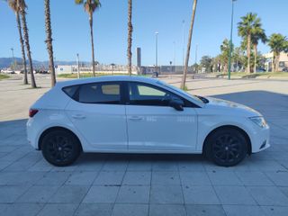 SEAT Leon 1.6 TDI 105 CV ITECH MUY EQUIPADO