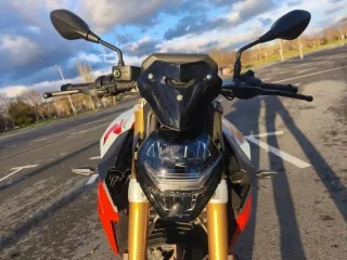 BMW F 900 R 21000 kms