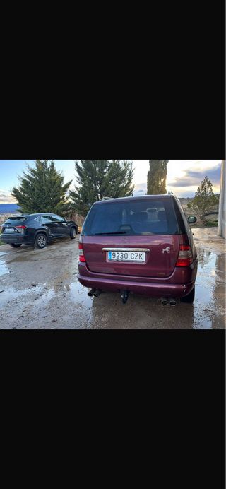 Mercedes-Benz Clase M 2004