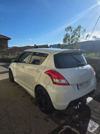 Suzuki Swift 2015