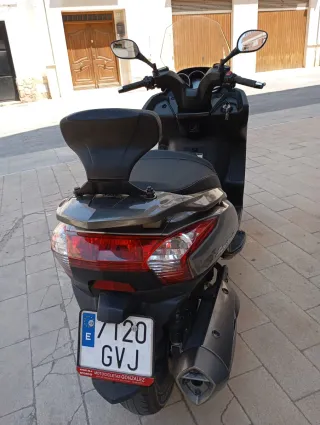 Kymco Superdink 300i