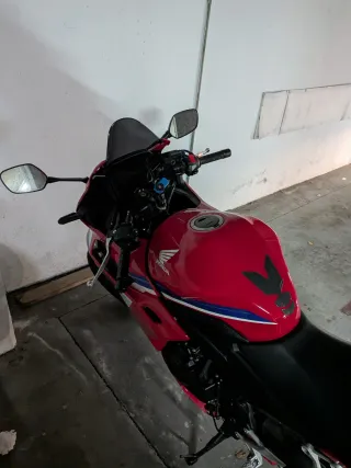 Honda CBR500R A2 Pack R 1437km