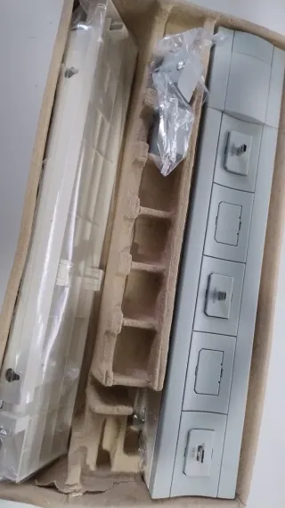 ONE FOR ALL Cargador Múltiple Universal