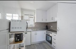 Piso en alquiler en La Siesta - El Salado - Torreta en Torrevieja