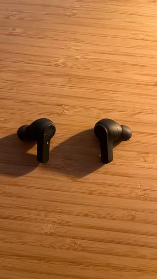 Cascos JBL WAVE BEAM Negros Están sin usar.