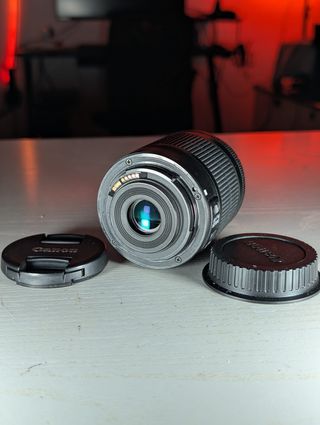 Objetivo Canon EF-S 18-55mm IS STM 58mm