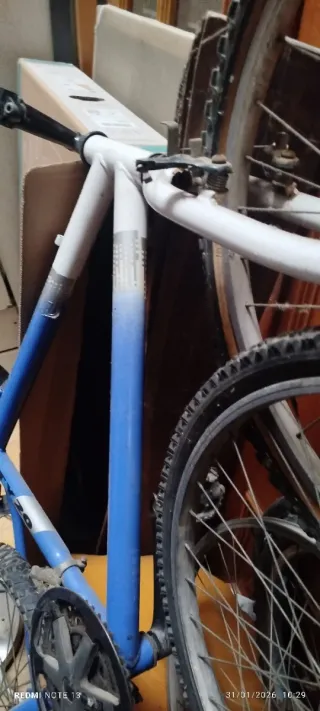 Ruedas de bicicleta y piezas