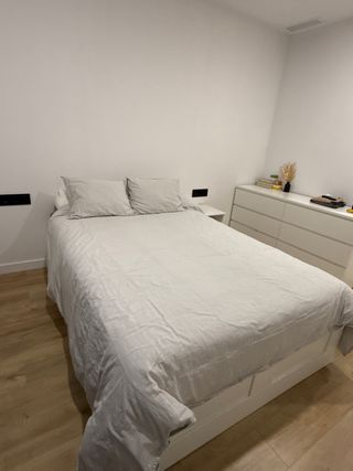 Estructura Cama y Colchón Ikea