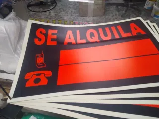 Carteles de se arquila