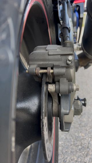 YAMAHA R6 41.200km MUY CUIDADA 4000 euros