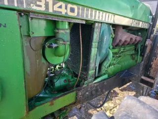Tractor John Deere 3140