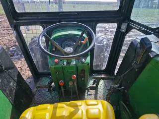 Tractor John Deere 3140