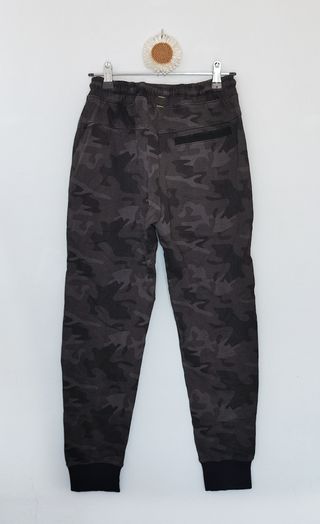 Pantalón jogger camuflaje niño deportivo