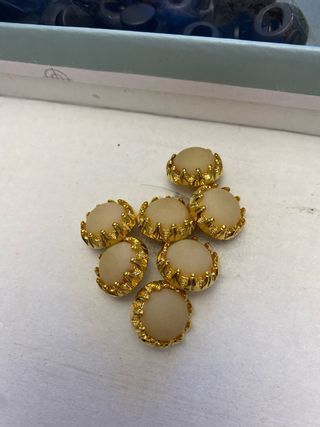 Lote de Botones de plástico y metal Varios tamaños