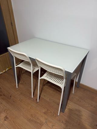Conjunto Mesa de Cocina de cristal y 2 sillas
