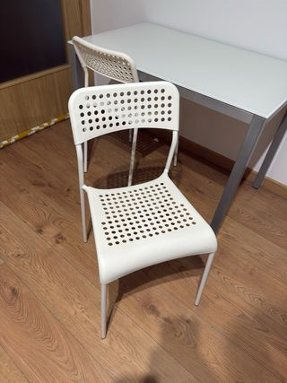 Conjunto Mesa de Cocina de cristal y 2 sillas