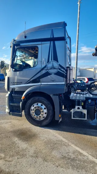 Camión Mercedes-Benz