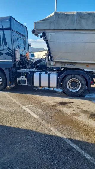 Camión Mercedes-Benz