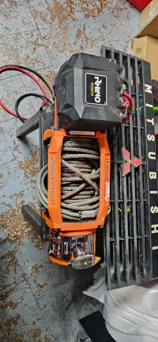 Cabrestante Rhino Winch
