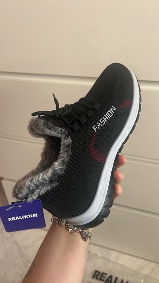 Deportivas polar negras y grises