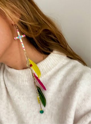 Pendiente XL Zara Boho - Cruz y Plumas Multicolor