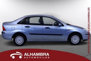 Ford FOCUS sedan 1.6 GHIA 4P