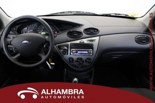 Ford FOCUS sedan 1.6 GHIA 4P