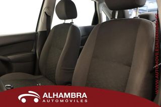 Ford FOCUS sedan 1.6 GHIA 4P