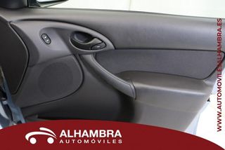 Ford FOCUS sedan 1.6 GHIA 4P