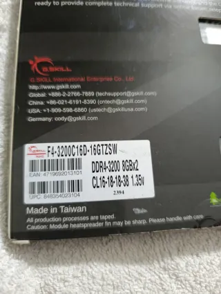 Kit RAM G.SKILL Trident Z DDR4 16GB F4 3200 C16D