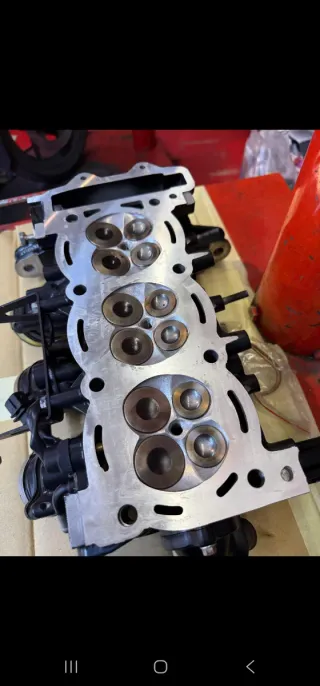 Triumph Speed Triple 1050