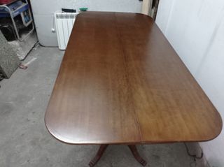 Mesa antigua de madera .baja 76 cm