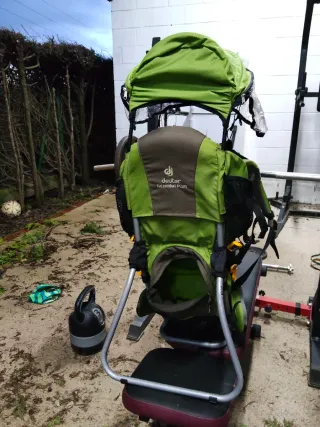 Mochila portabebé Trekking Deuter Kid Comfort Plus