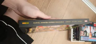 Comic marvel delux zombies