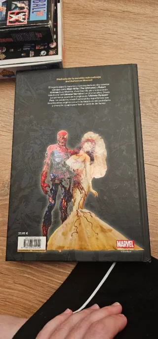 Comic marvel delux zombies